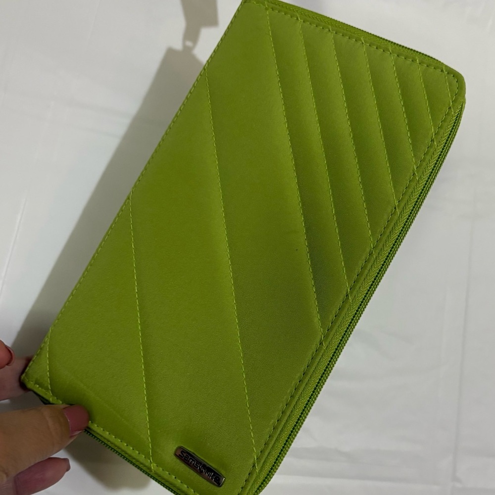 Samsonite Lime Green Quilted Wallet